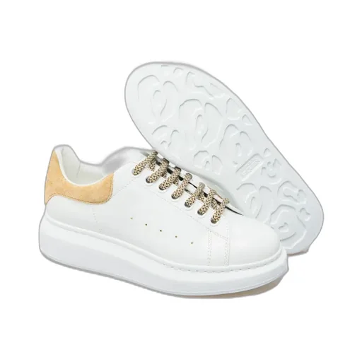 Chunky Oversized Lace-Up Sneakers