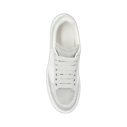Larry Low-Top Sneakers