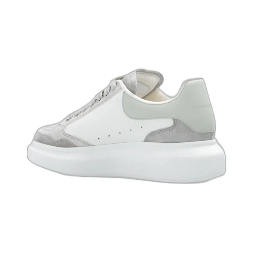 Larry Low-Top Sneakers