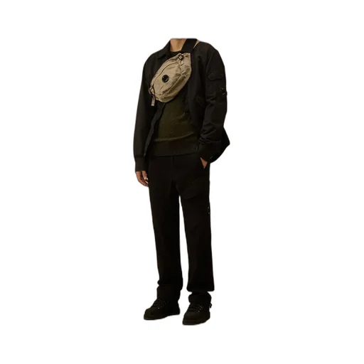 Lens-Appliqué Crew Neck Knitwear