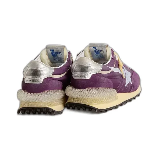 Marathon Sneakers