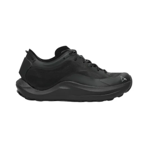 Sella Sneakers
