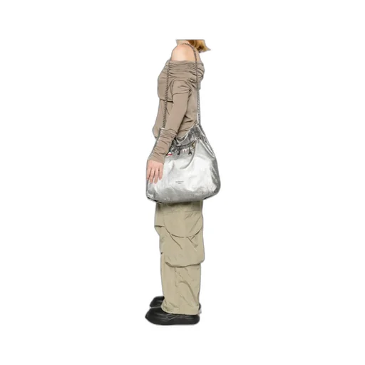Crush Charm Detailed Medium Tote Bag