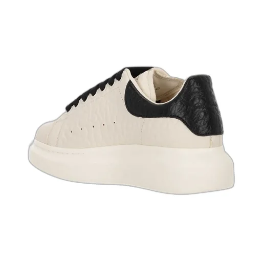 Oversized Sneakers