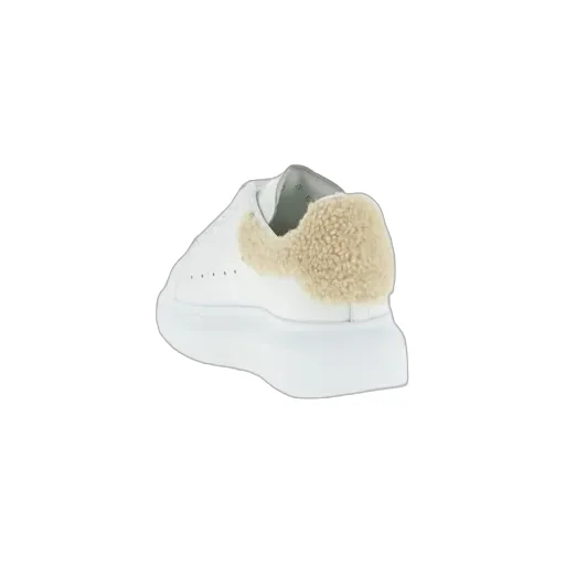 Larry Lace-Up Sneakers