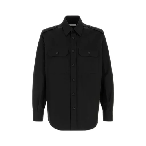Long Sleeved Buttoned Shirt