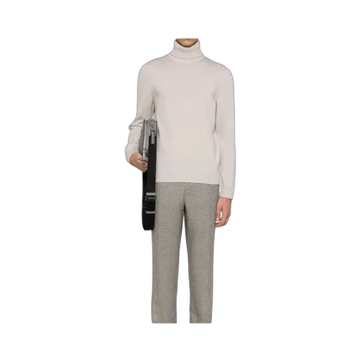 Long Sleeve Turtle-Neck Sweater