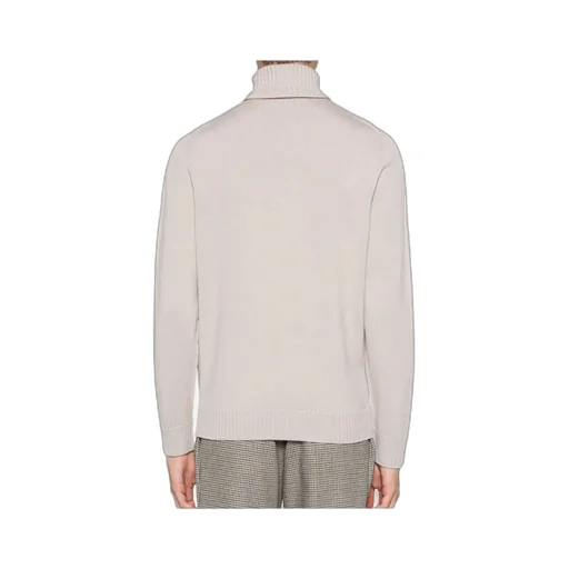 Long Sleeve Turtle-Neck Sweater
