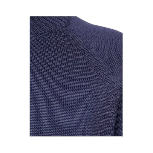 Ribbed Knitwear