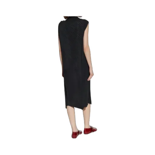 Pleated Sleeveless Asymmetrical Dress