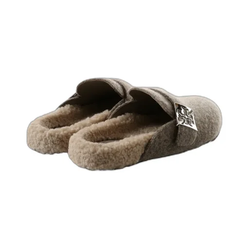 Round-Toed Slippers
