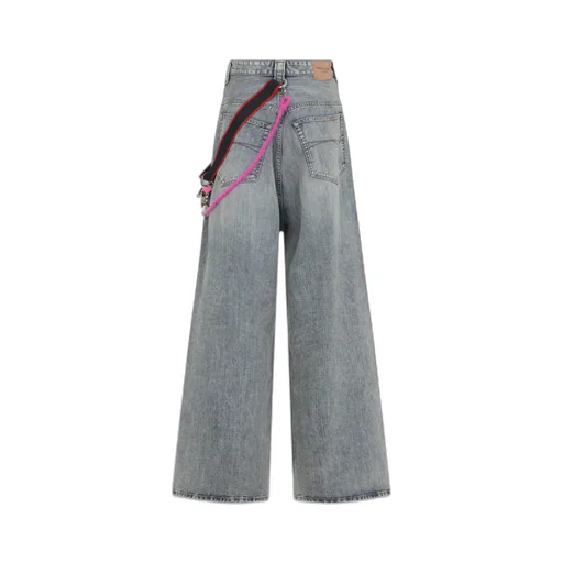 Wide-Leg Jeans