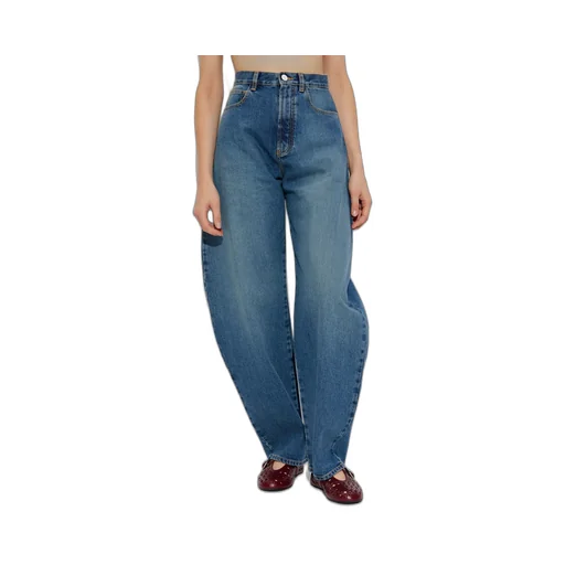 High-Waist Jeans