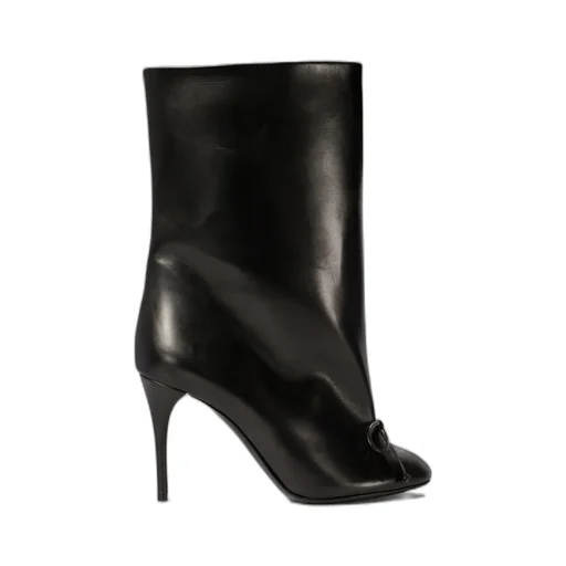 Pointed Short Boots