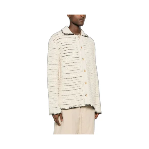 Buttoned Long-Sleeved Shirt