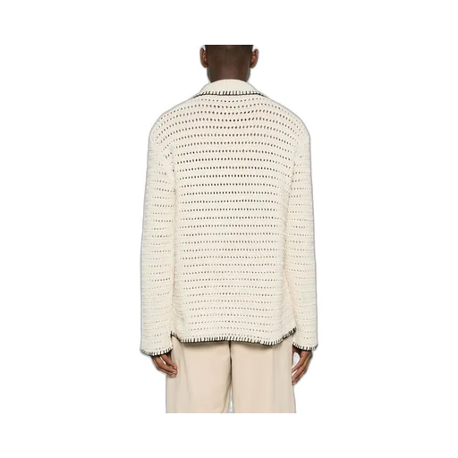 Buttoned Long-Sleeved Shirt
