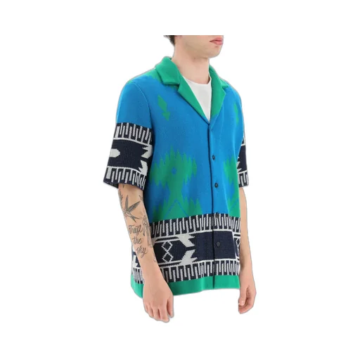 Graphic Printed Buttoned Shirt
