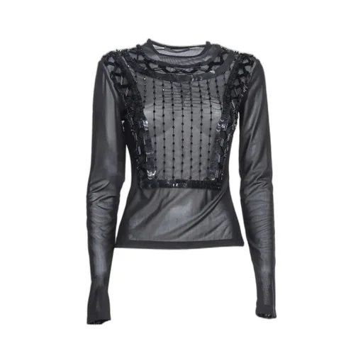 Long-Sleeved T-Shirt