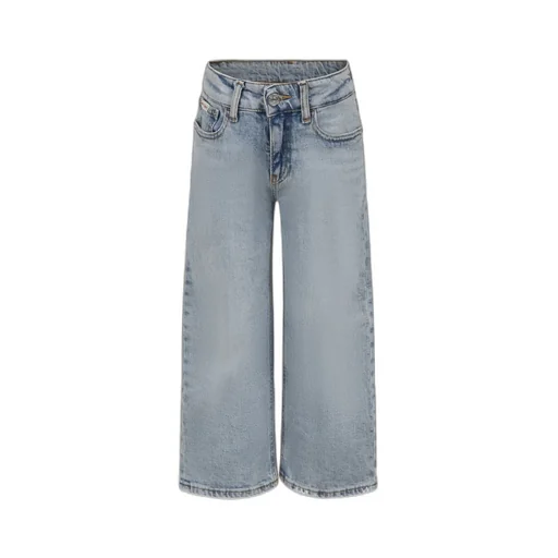 Straight Jeans