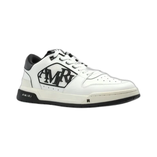 Classic Low Sneakers