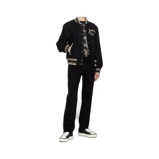 Belt-Loop Jeans