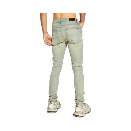 Belt-Loop Jeans