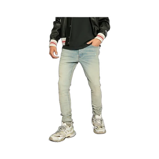 Belt-Loop Jeans