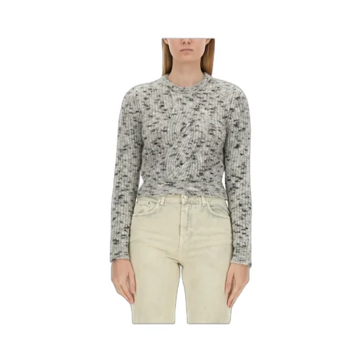Long-Sleeved Pullover