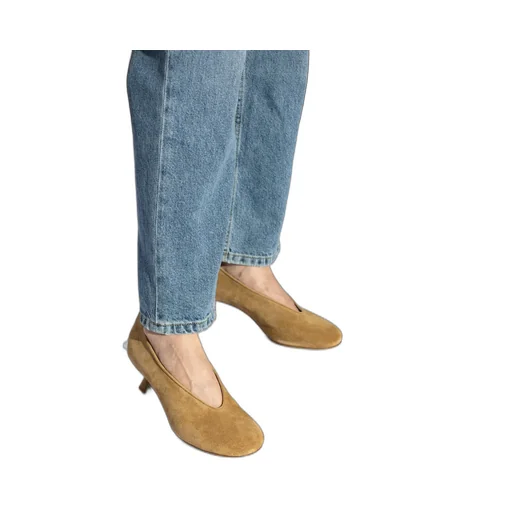Round Toe Pumps