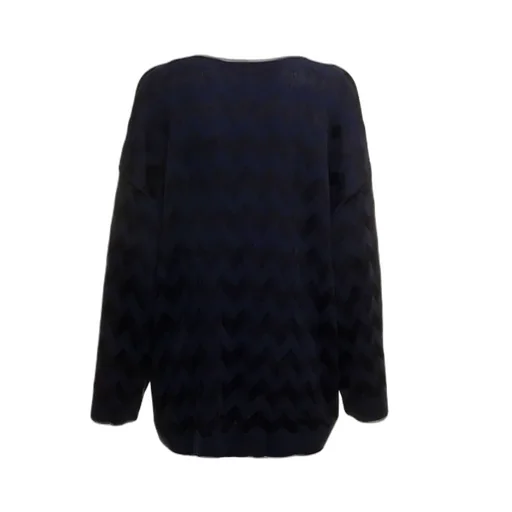 V-Neck Zigzag Jumper