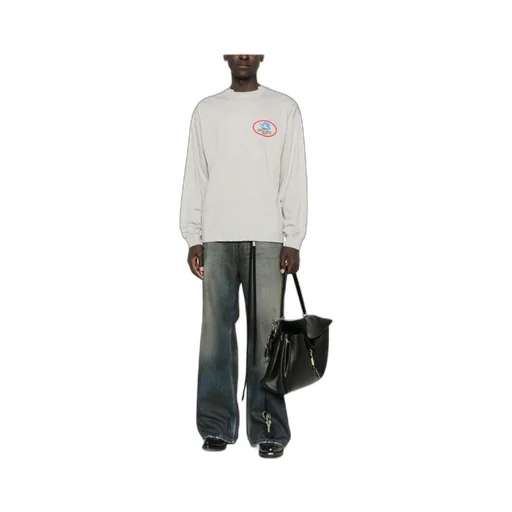 Long-Sleeved Sweatshirt