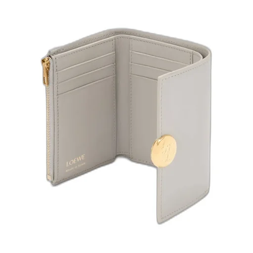 Vertical Pebble Wallet In Shiny Napa Calfskin