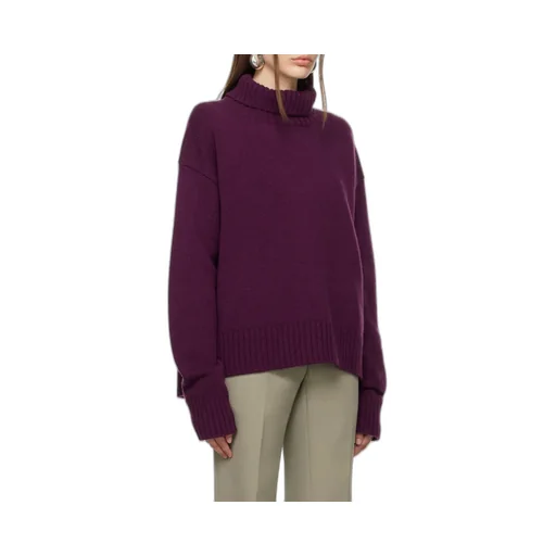 High-Neck Long-Sleeved Jumper