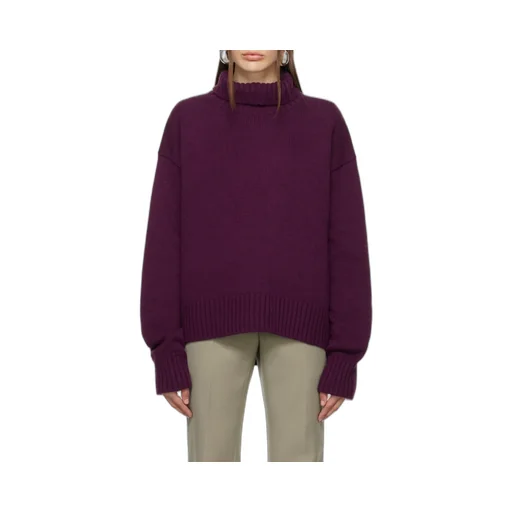 High-Neck Long-Sleeved Jumper