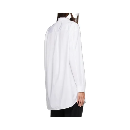 Buttoned Long-Sleeved Shirt