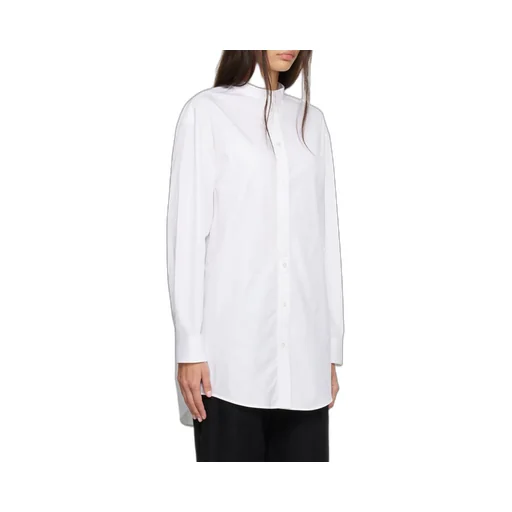 Buttoned Long-Sleeved Shirt