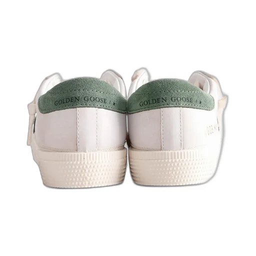 Star-Patch Sneakers
