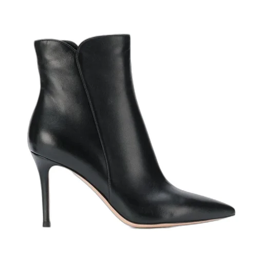 Pointed Ankle Boots