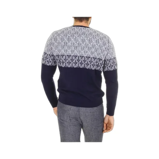 Round-Neck Long-Sleeved Knitted Sweater