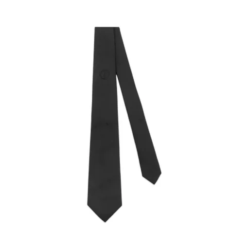 Pointed Tie