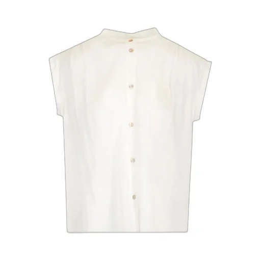 Sleeveless Button Shirt