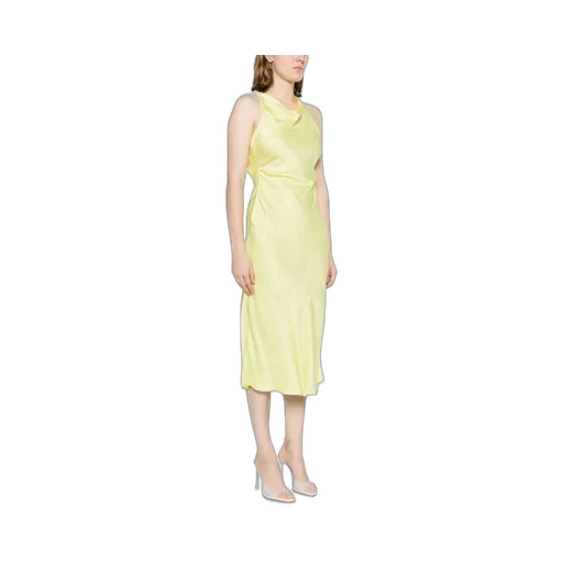 Sleeveless Backless Dress