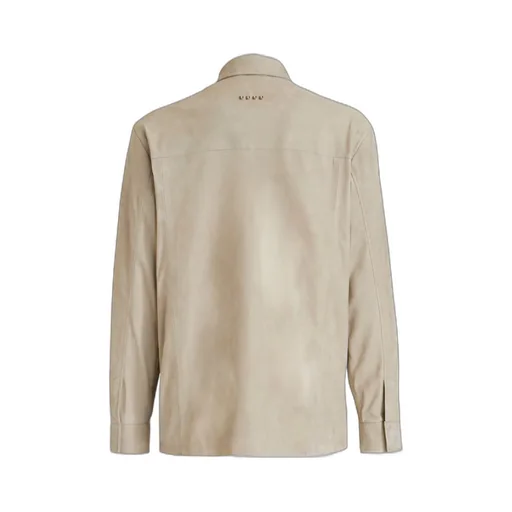 Buttoned Long-Sleeved Shirt