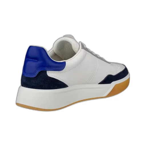 Round Toe Sneakers