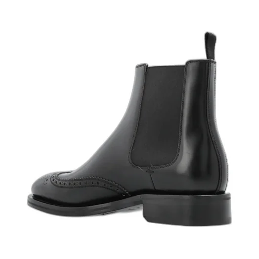 Round Toe Boots