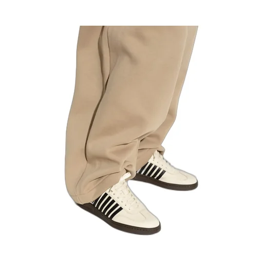 Low Up Sneakers