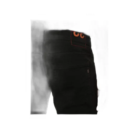 Belt-Loop Jeans