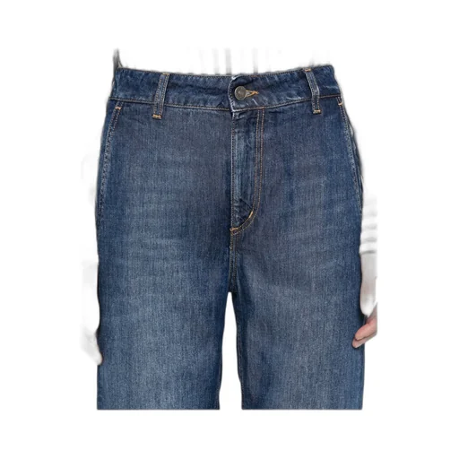 Belt-Loop Jeans
