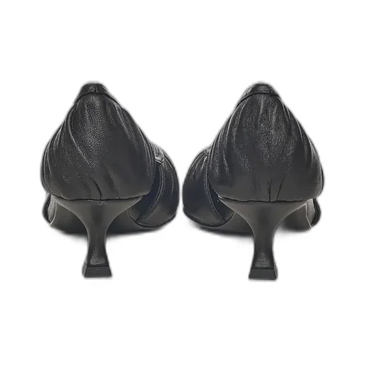 Pointed V-Neck Pumps