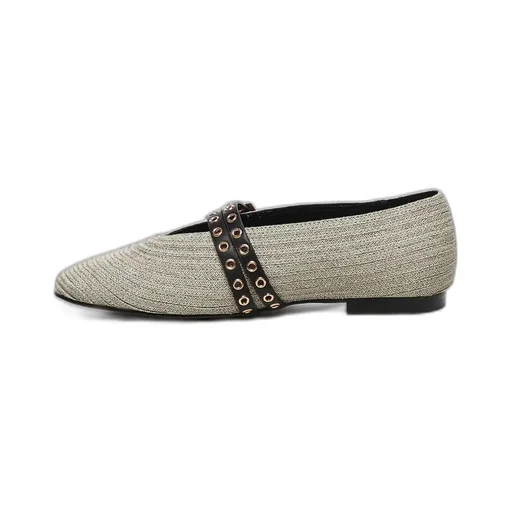 Buckled Tapered Flat Shoes